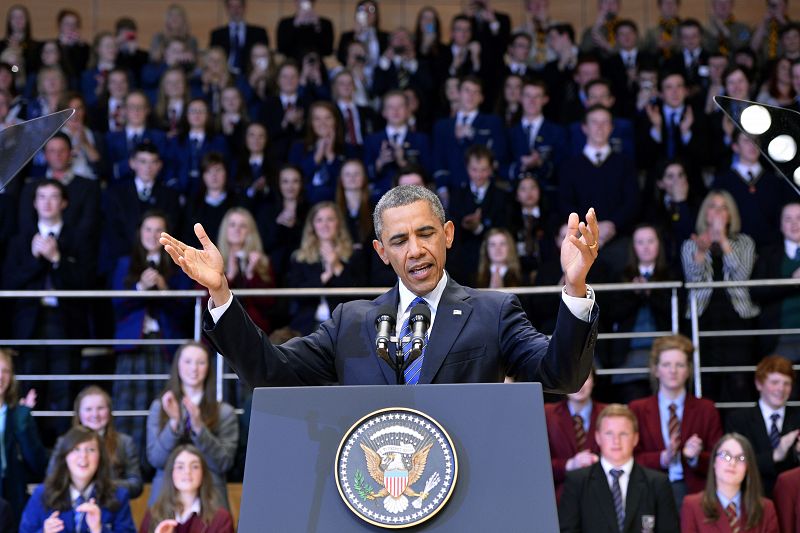 Obama habla ante jóvenes estudiantes en Belfast