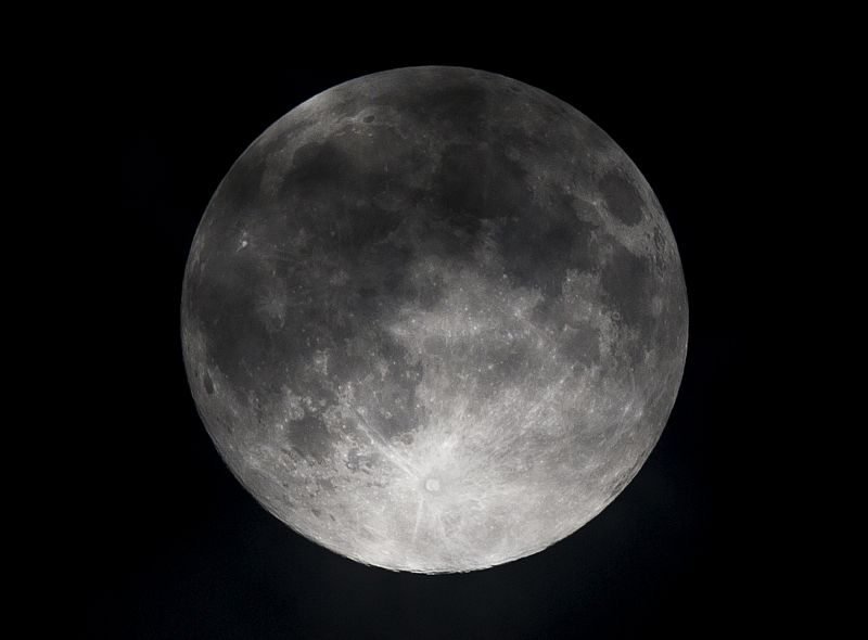 La superluna, sobre México