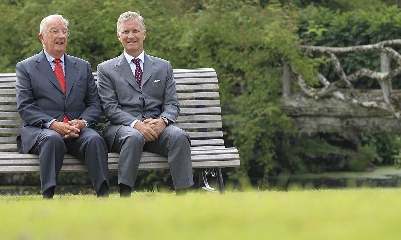 EL REY ALBERTO II DE BÉLGICA ABDICA EN SU HIJO, EL PRÍNCIPE FELIPE