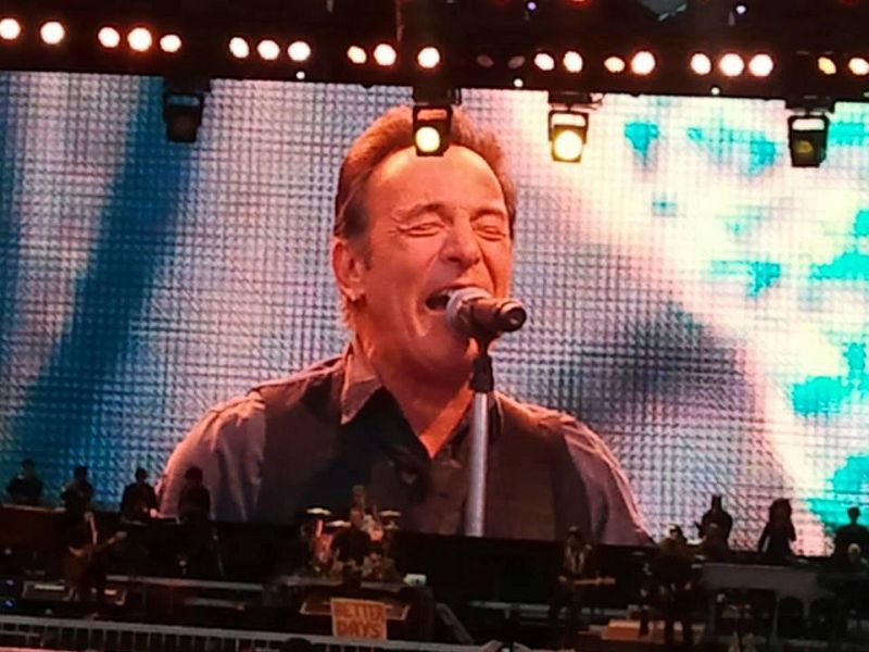 Fotografía de un concierto de Bruce enviada por Dolores Moral