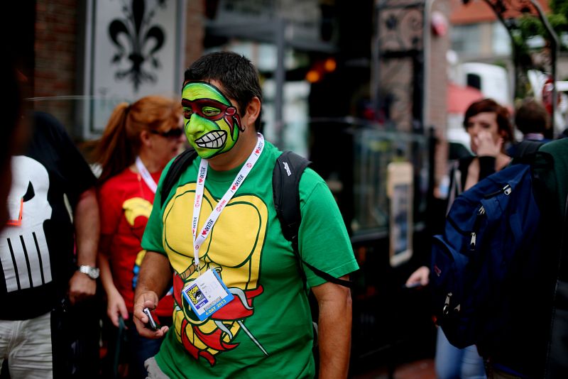 Miles de fans acuden a Comic Con