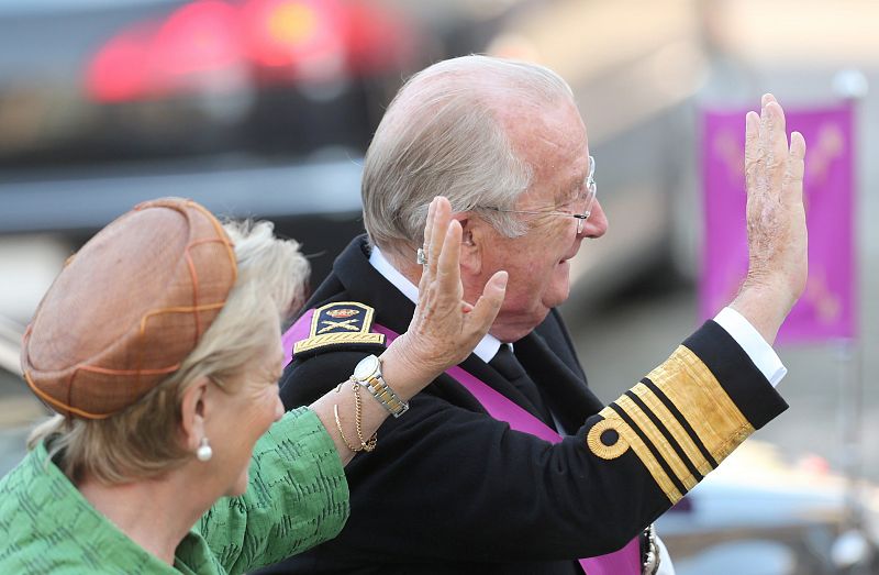 Alberto II de Bélgica abdica en su hijo Felipe el día de la fiesta nacional de Bélgica