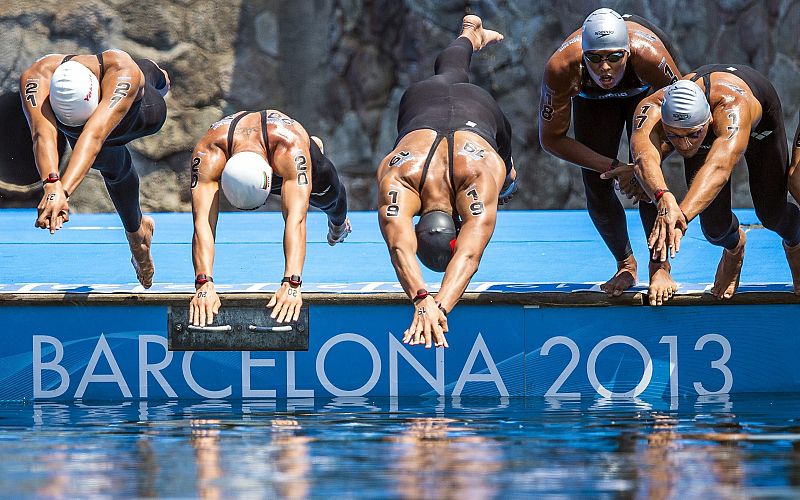 Salida de la prueba 5km aguas abiertas masculino del Mundial de Natación de Barcelona 2013.