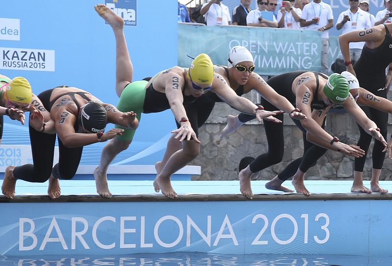 Salida de la prueba 5km aguas abiertas femenino