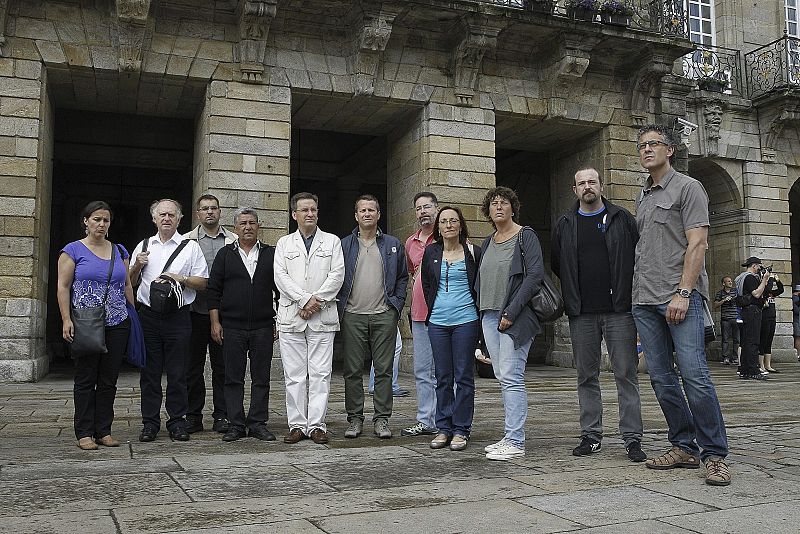 UN MINUTO DE SILENCIO EN EL AYUNTAMIENTO DE SANTIAGO DE COMPOSTELA