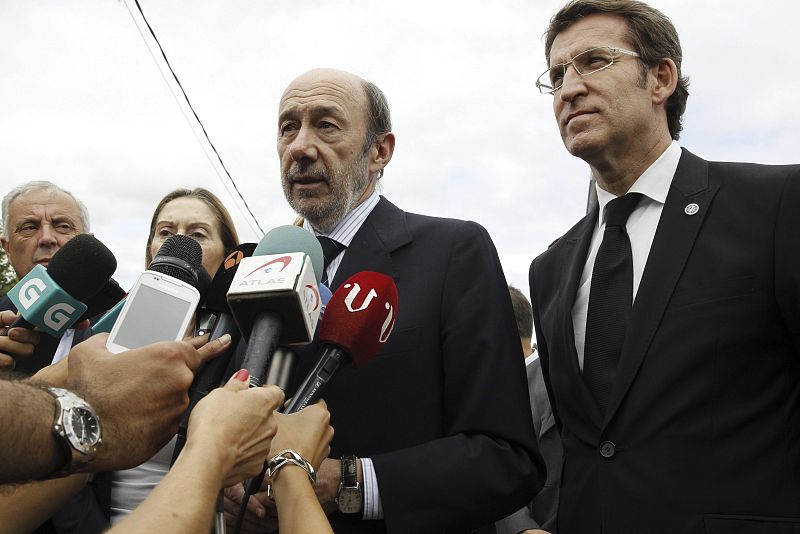 Rubalcaba ha  trasladado sus "mejores deseos a quienes están luchando por su vida en los hospitales" y ha reconocido la labor de los efectivos que han participado en las tareas de rescate y en la atención a heridos.