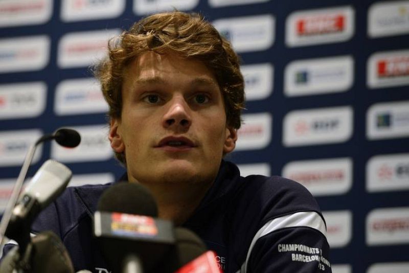 El nadador francés Yannick Agnel esta mañana en rueda de prensa.   