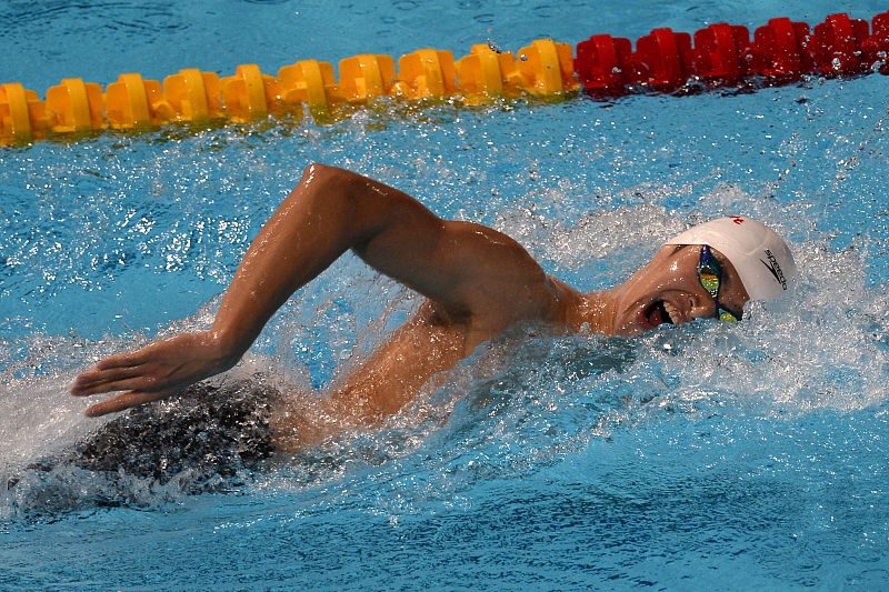 Sun Yang  de China compite en 800 metros estilo libre