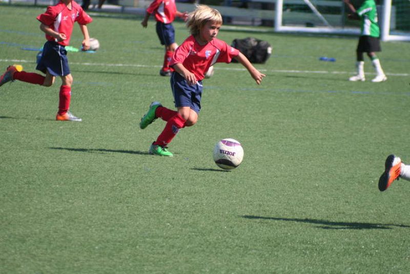  Papá estamos de vacaciones y empezando la pretemporada, quiero ir a ver un partidazo contigo aunque seas del Celta de Vigo. La Supercopa de España mola, ver a Messi, Neymar, Villa, Courtois, Chola Simeone y Cia es mucho más gozoso que estar tomado u