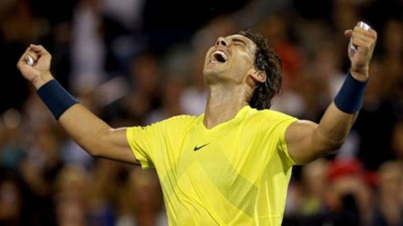 Nadal celebra su victoria frenta a Djokovic y  su paso a la final del Masters 1000 de Montreal