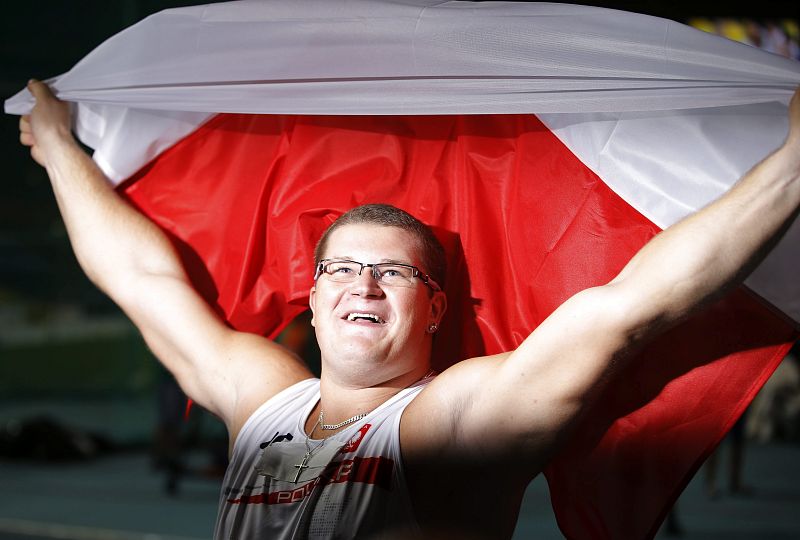 LANZAMIENTO DE MARTILLO