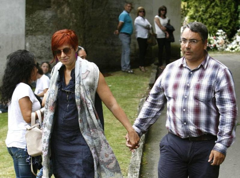 Sandra Ortega Mera, hija de la empresaria Rosalía Mera, acompañada de su marido