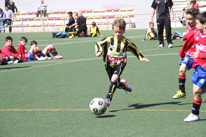 Para mi el fútbol es ilusión por mejorar, por competir, por compartir mi tiempo con los amigos y respetar a los demás. En el fútbol no hay enemigos sólo contrarios con las mismas ilusiones que yo. En el fútbol desarrollo mi ilusión por vivir mis gan