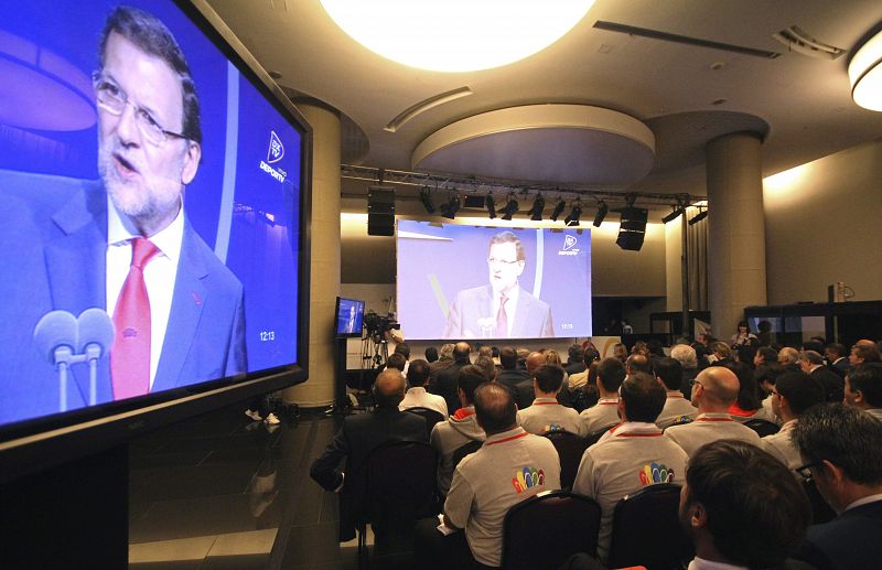 La delegación española sigue desde el hotel NH de Buenos Aires la presentación de la candidatura de Madrid 2020.