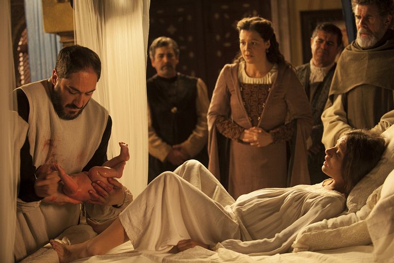 ¡ES UN NIÑO! Ha nacido el Príncipe Juan. El heredero que Isabel y Fernando estaban esperando