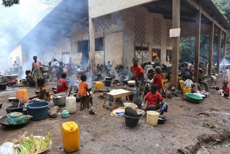  Los niños y las mujeres son los colectivos más vulnerables a los ataques y las enfermedades. 