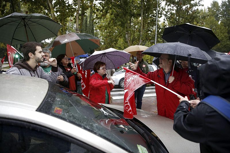 SEGUNDA HUELGA EN UN AÑO DE DOCENTES, PADRES Y ALUMNOS CONTRA LA LOMCE