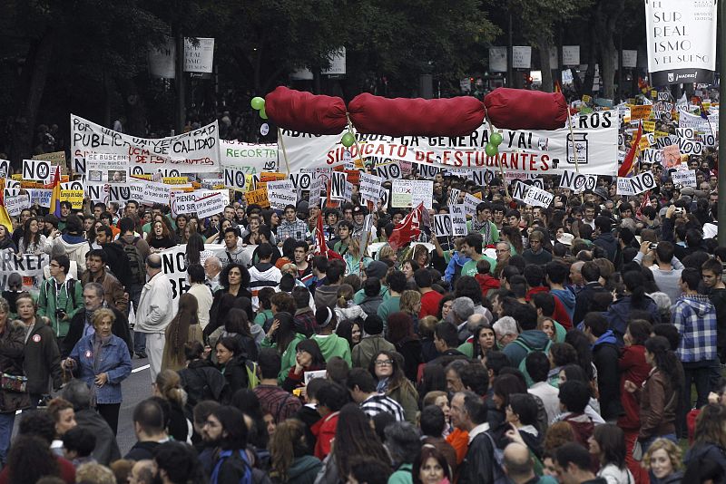 Manifestación en madrid en la jornada de huelga general educativa