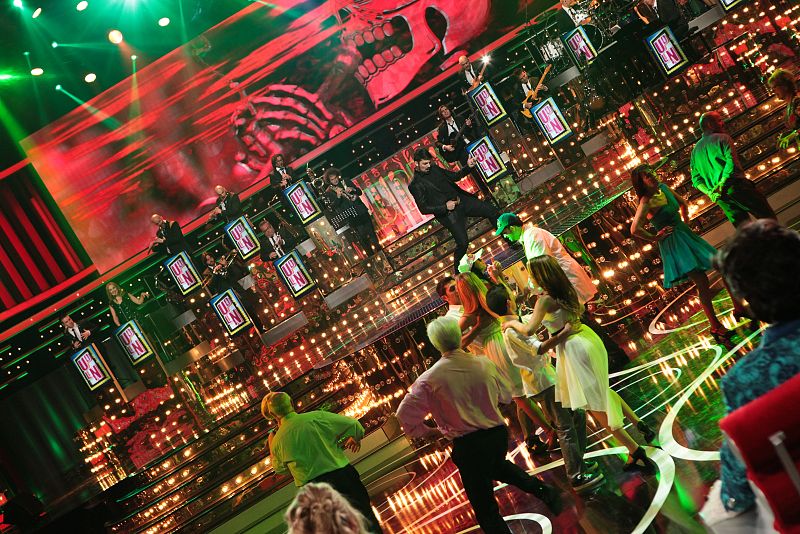 Conocemos a los 14 concursantes el programa y a los 'bailongos'