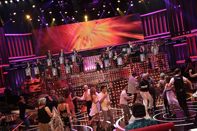 Conocemos a los 14 concursantes el programa y a los 'bailongos'