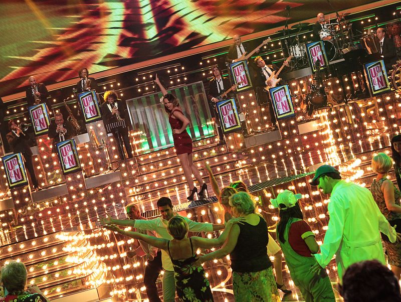 Conocemos a los 14 concursantes el programa y a los 'bailongos'