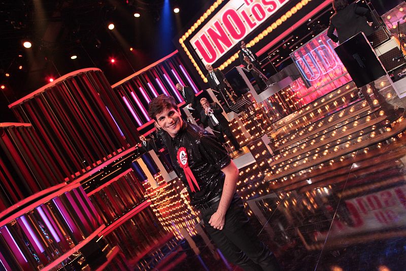 Conocemos a los 14 concursantes el programa y a los 'bailongos'