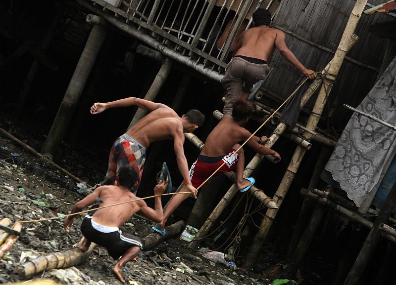 Graves daños en Filipinas tras el paso del supertifón 'Haiyan'