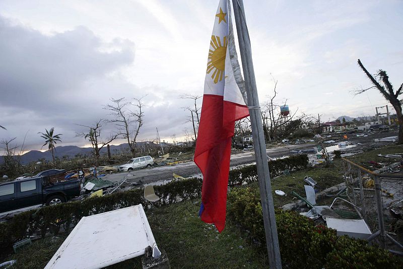 Typhoon Haiyan toll estimated at over 1,000 - Red Cross