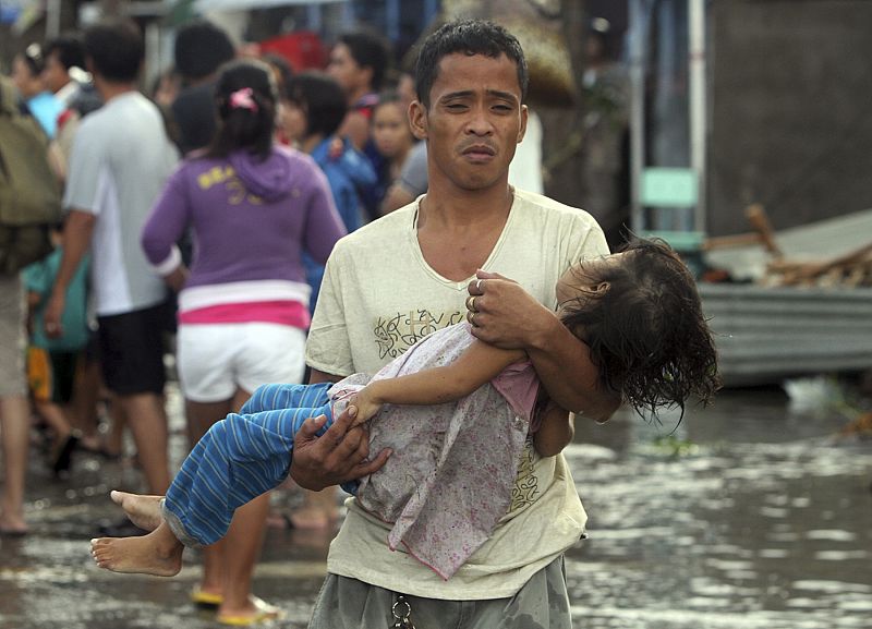 Filipinas, tras el paso del tifón Haiyan