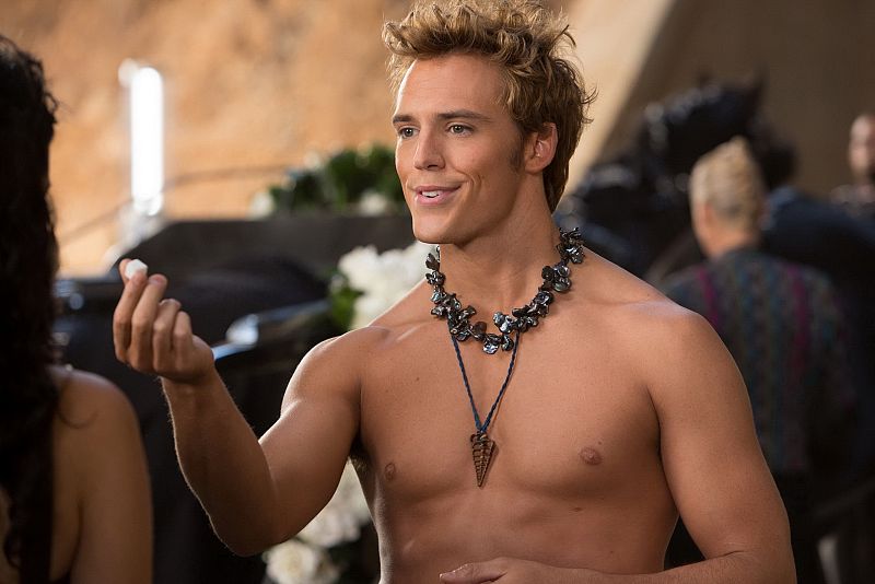 Finnick Odair (Sam Clafin), uno de los participantes en el Vasallaje de los 25