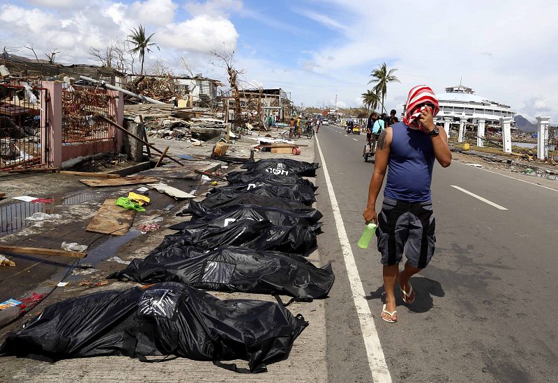 La cifra oficial de muertos en Filipinas asciende a 1.833