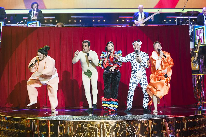 Repasamos las mejores imágenes del programa 6 de 'Uno de Los Nuestros', en el que nuestros concursantes se han enfrentado a sus primeras pruebas. Además, nos ha visitado una artista de primera: Pastora Soler.