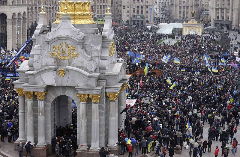 An aerial view shows the Maidan Nezalezhnosti or Independence Square crowded by supporters of EU integration during a rally in Kiev