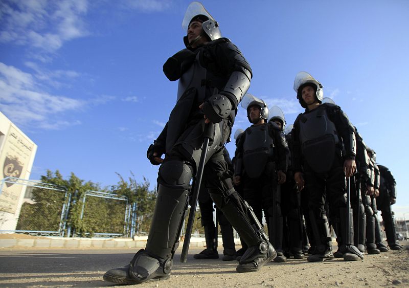 Un fuerte despliegue policial protege el tribunal e impide las manifestaciones