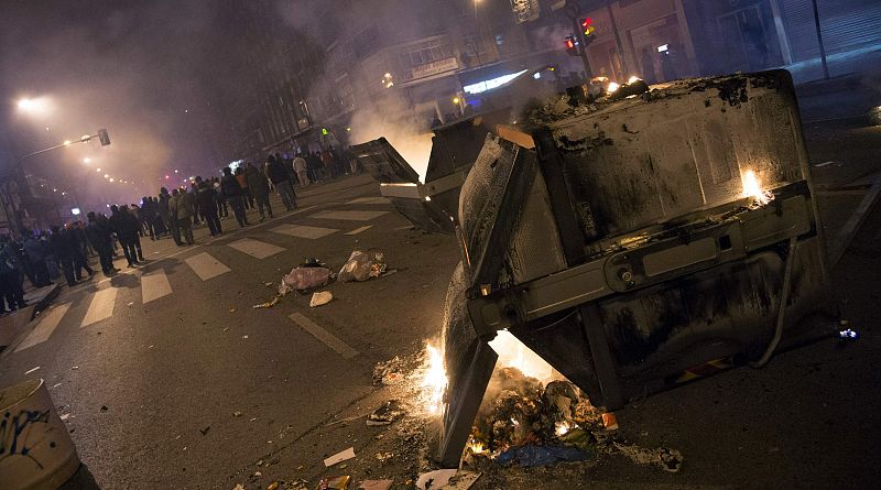 Protesters attend a demonstration against construction plans to turn the Vitoria main avenue into a boulevard in Burgos