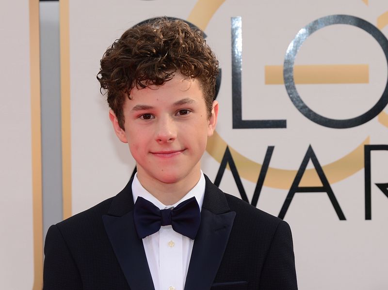 Nolan Gould ('Modern Family') en su llegada a la alfombra roja.