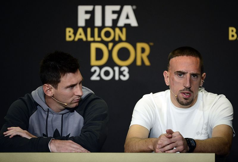 Lionel Messi y Franck Ribery, durante la rueda de prensa del Balón de Oro 2013 en Zurich.