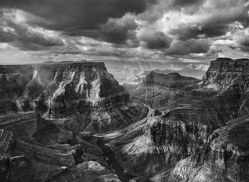 Vista de la confluencia de los ríos Colorado y el Pequeño Colorado del territorio navajo.