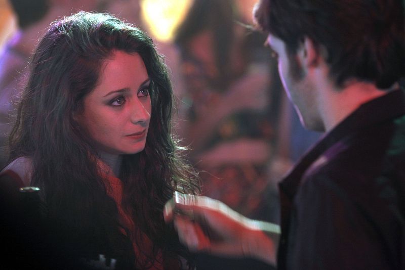 Por su parte, Carlos ha decidido volver a abrir el Fly Bar, a pesar de los malos momentos vividos en el local.