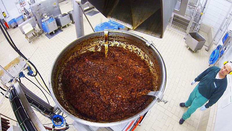 La elaboración de las conservas de fabada