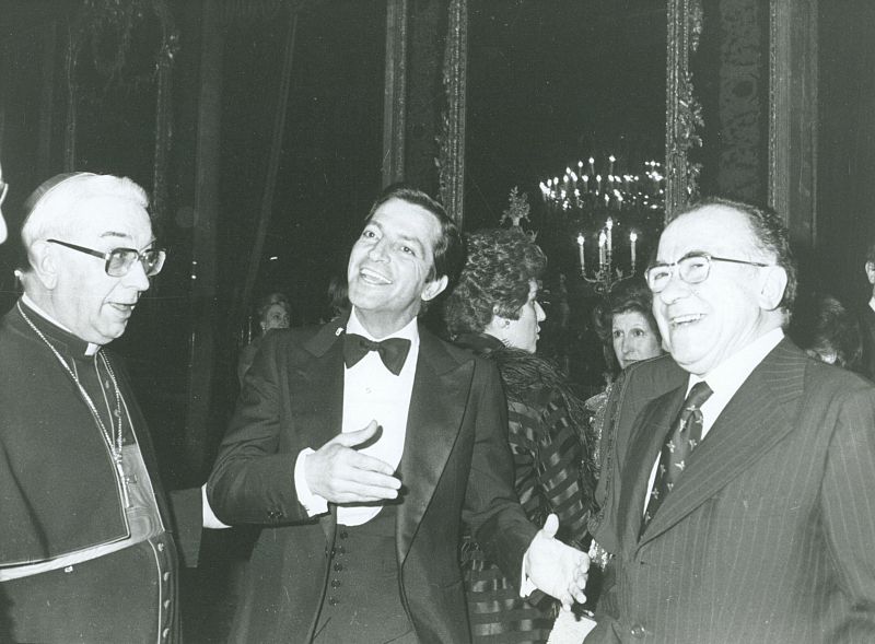 Suárez con el cardenal Tarancón y Santiago Carrillo