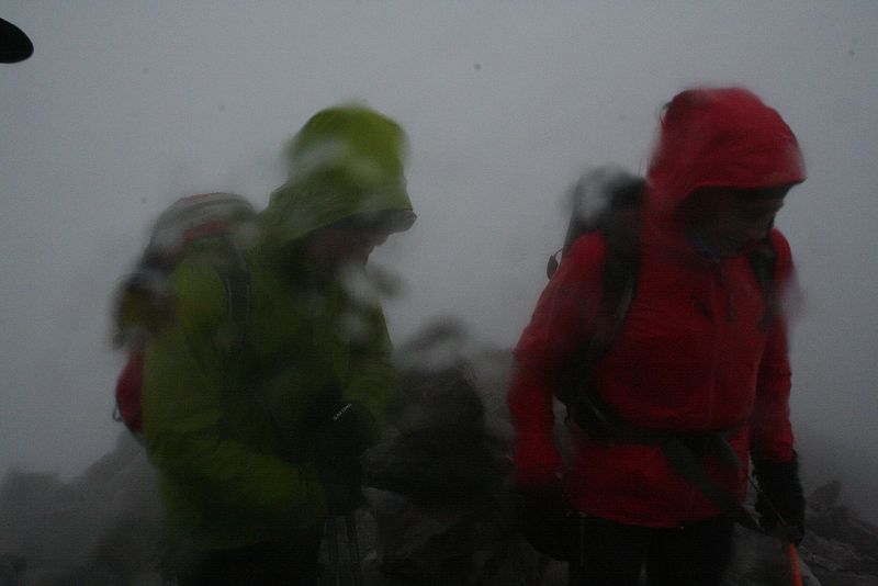 A por un rápido descenso.