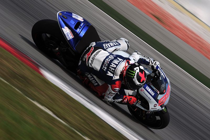 El mallorquín Jorge Lorenzo rueda en el circuito malayo.