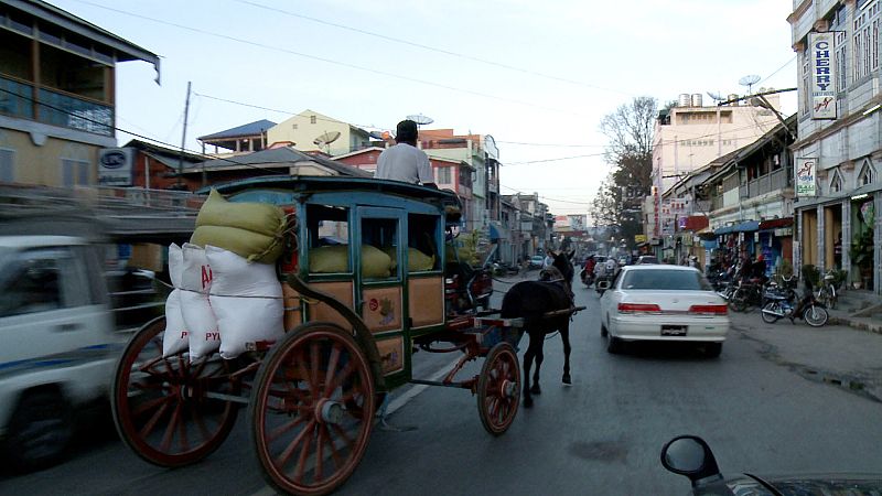 Imperdibles - La esencia del pueblo birmano