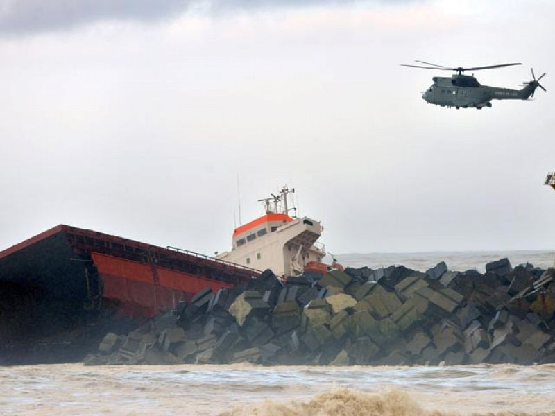 El temporal ha dificultado las labores de rescate