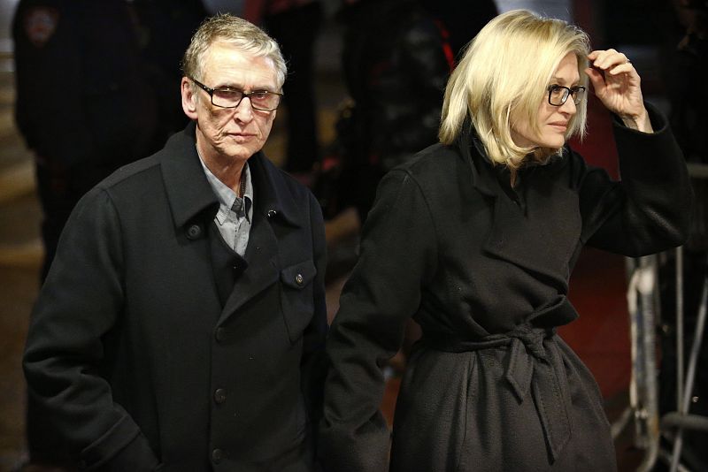 El director de cine Mike Nichols y su mujer Diane Sawyer.