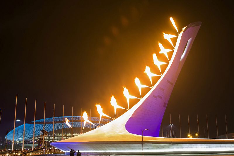 Imagen de los fuegos articifiales al final la ceremonia de inauguración.