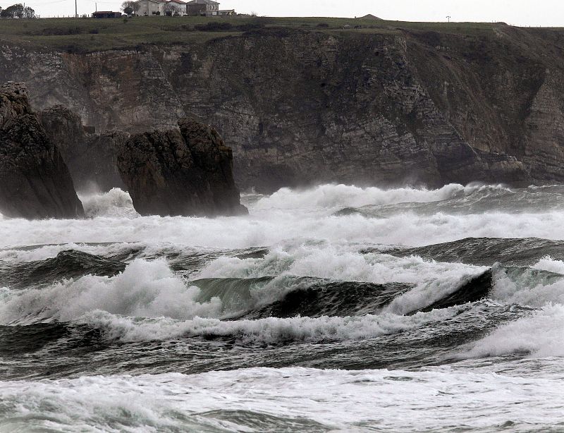 TEMPORAL MARITIMO EN CANTABRIA