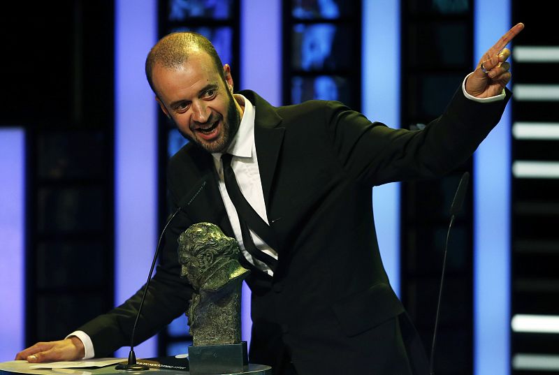 El director Fernando Franco, agradeciendo el Premio Goya a Mejor Director Novel por 'La herida'.