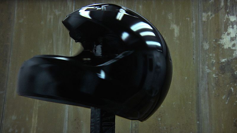 ¿Cómo se hace un casco de moto?